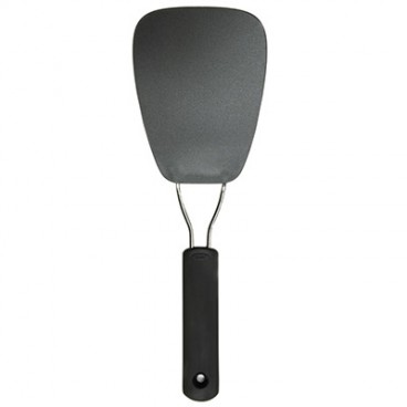 GRANDE SPATULE FLEXIBLE EN NYLON NOIRE 33 CM GOOD GRIPS